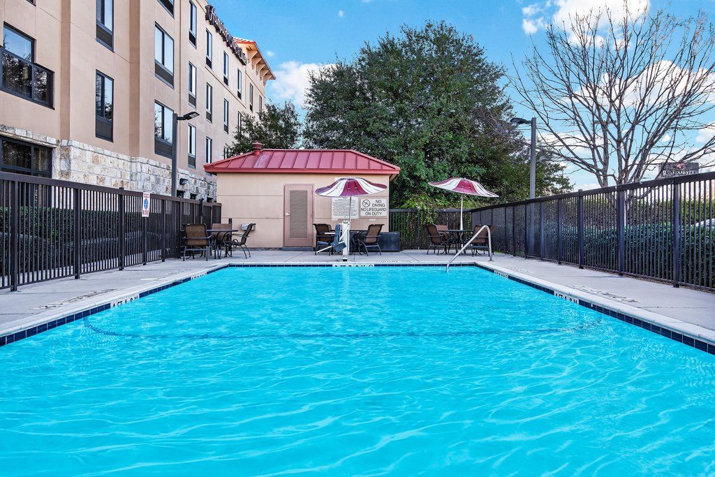 Hampton Inn & Suites San Marcos Buitenkant foto